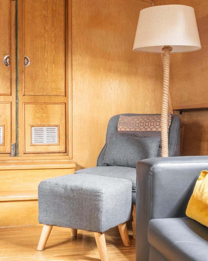 Hotel Edinburgh - Houseboats Exterior foto
