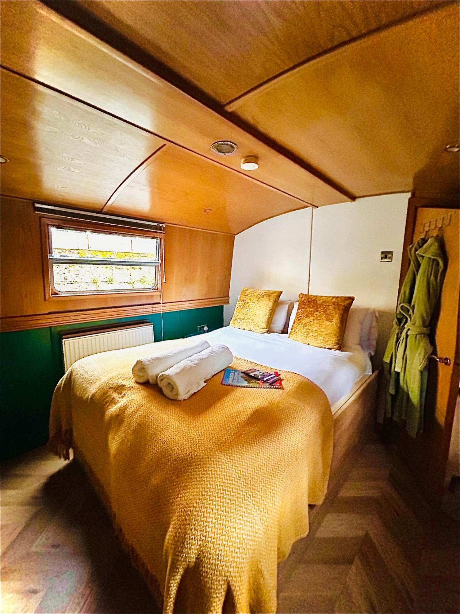 Hotel Edinburgh - Houseboats Exterior foto