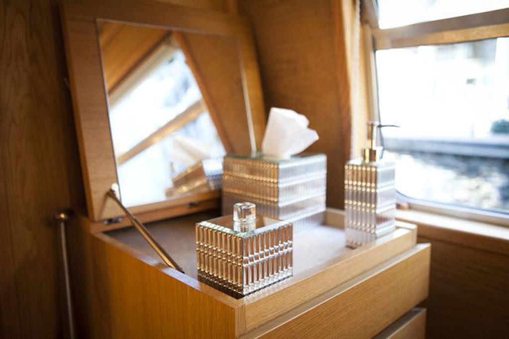 Hotel Edinburgh - Houseboats Exterior foto